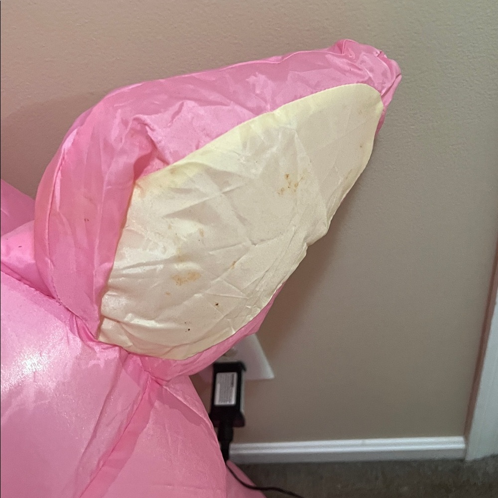 Inflatable 42” tall blow up plug in lighted Christmas holiday pig has inner fan - Picture 7 of 9
